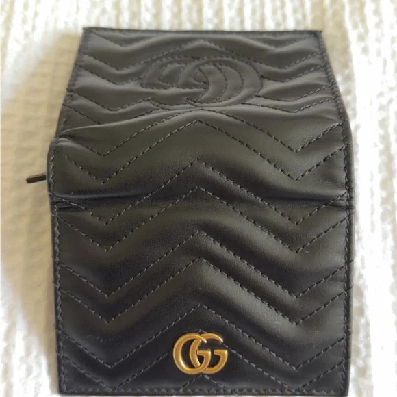 Gucci Black Chevron Quilted Leather Card Wallet with Gold GG - Picture 4 of 5